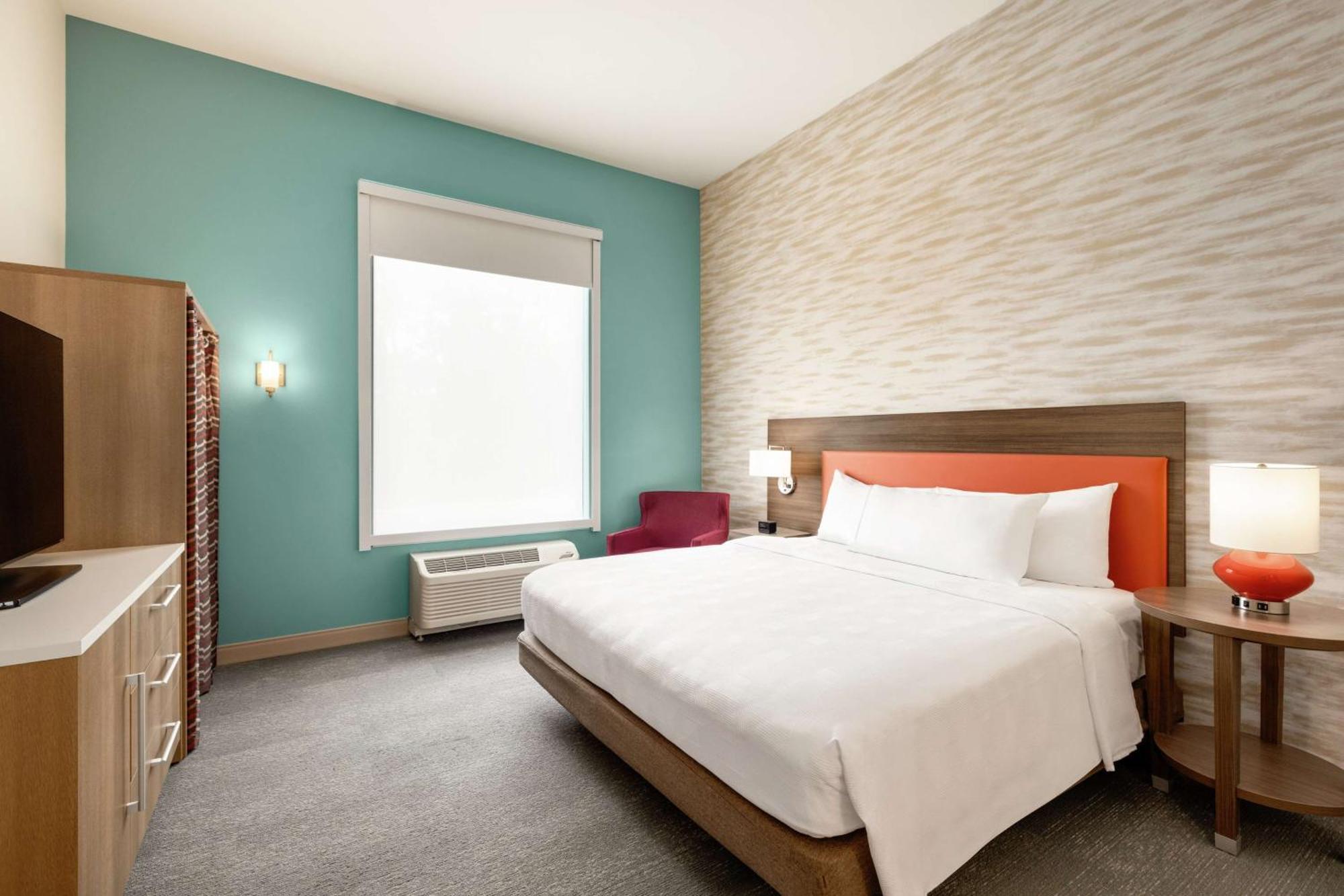 Home2 Suites By Hilton New Brunswick, Nj Exteriör bild