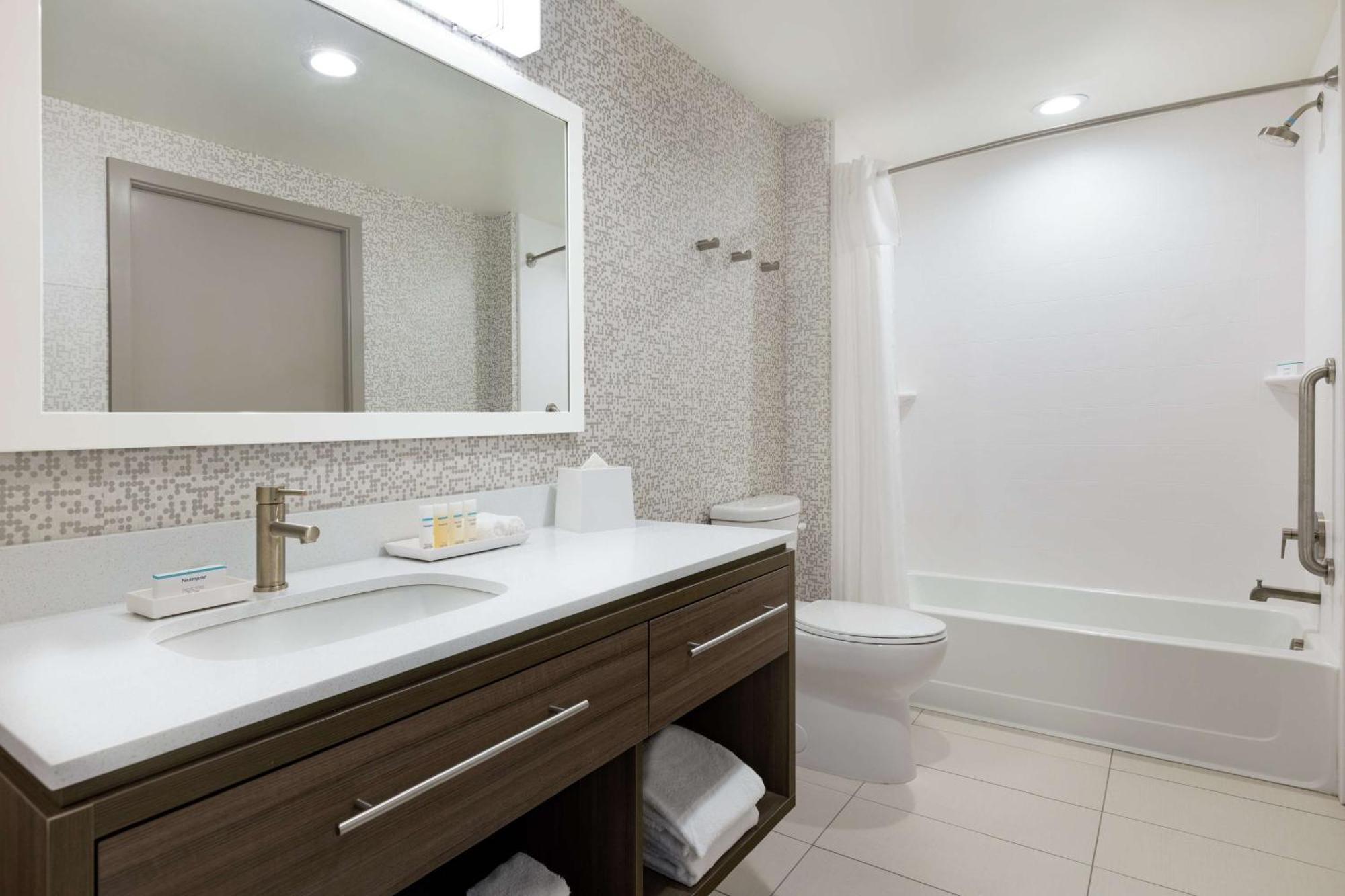 Home2 Suites By Hilton New Brunswick, Nj Exteriör bild